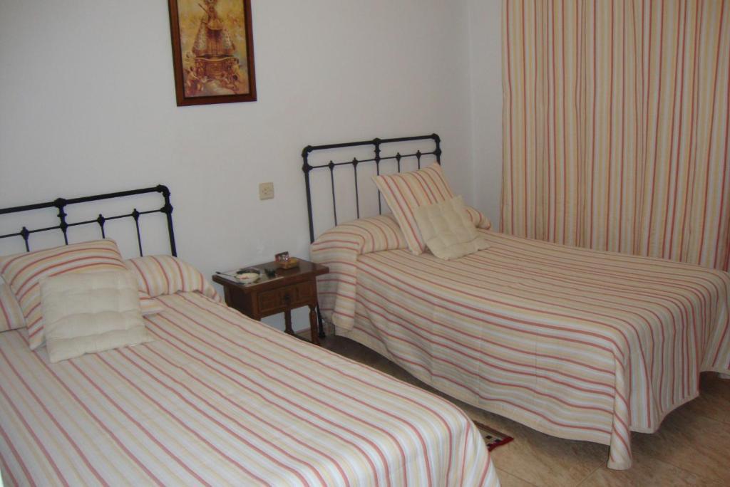 Hostal Alba Taruta Guadalupe  Camera foto